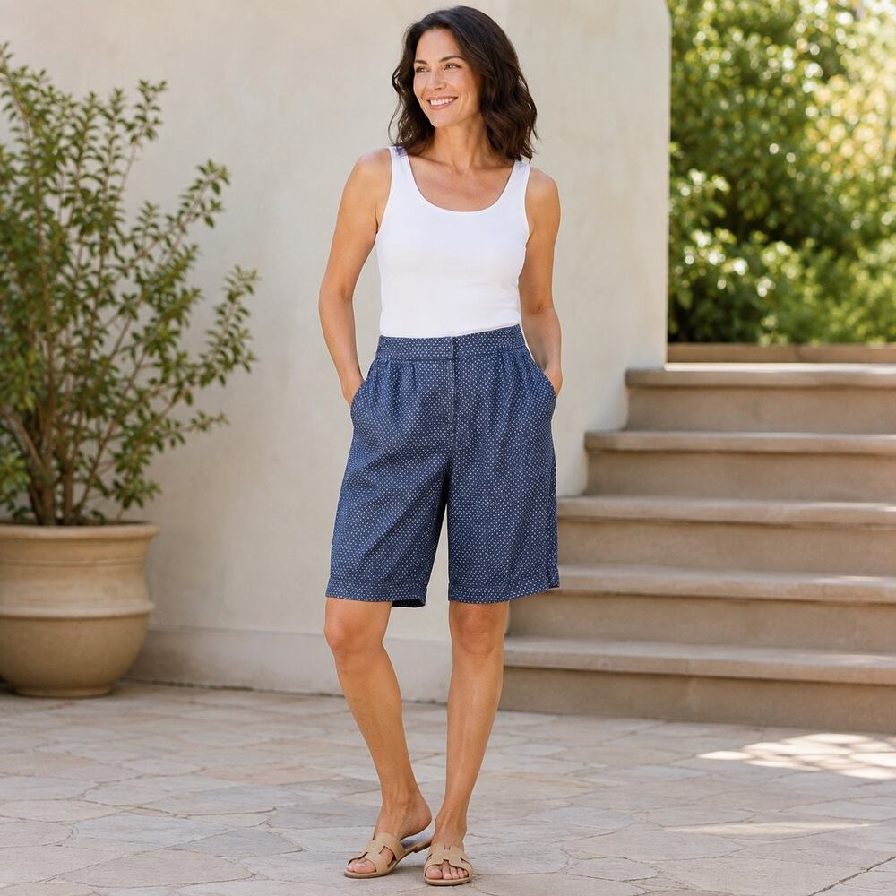 Chico’s Lyocell Polka Dot Bermuda Shorts Blue Size 0 S 4 Cuffed